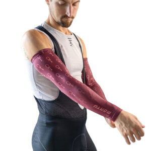 Menat Arm Sleeves for Cycling, Burgundy/Ankh.